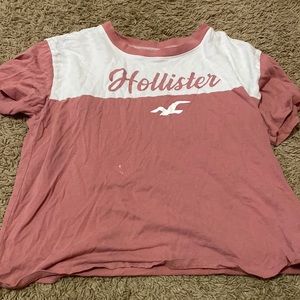 Hollister pink and white t-shirt